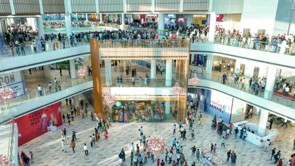 Lucknow News: naye mall ka inauguration, shopping aur entertainment ka milega naya option