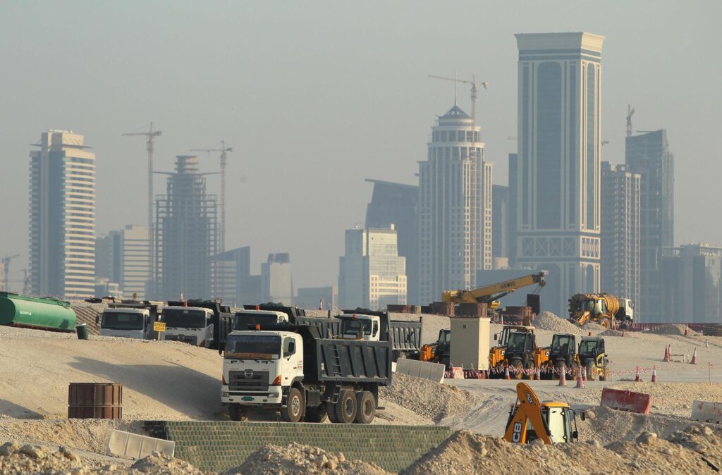 Middle East News: Qatar me bada infrastructure project, FIFA ke baad development jari