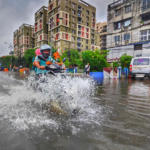 IMD issues heavy rain alert for multiple Indian states during active monsoon conditions.
