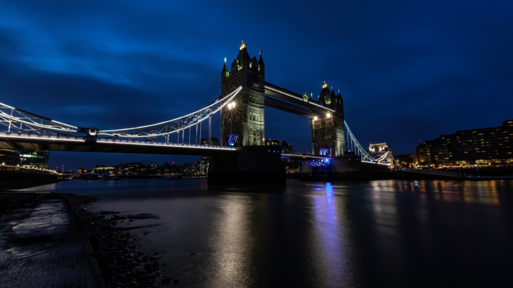 London Heathrow Airport Tour Guide: Experience the UK’s Global Aviation Gateway