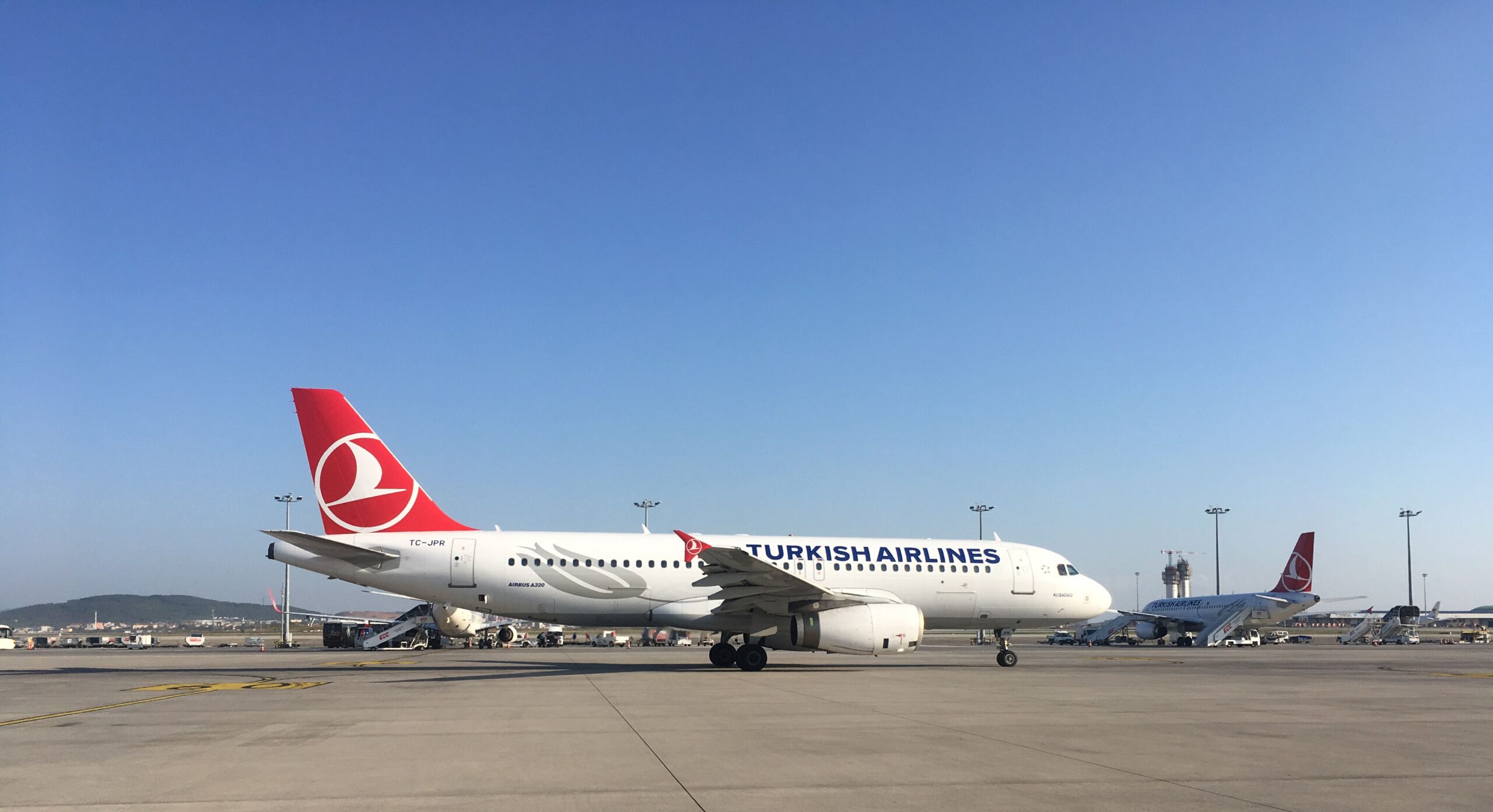 Istanbul Airport terminal and aircraft representing a major global aviation hub between Europe and Asia